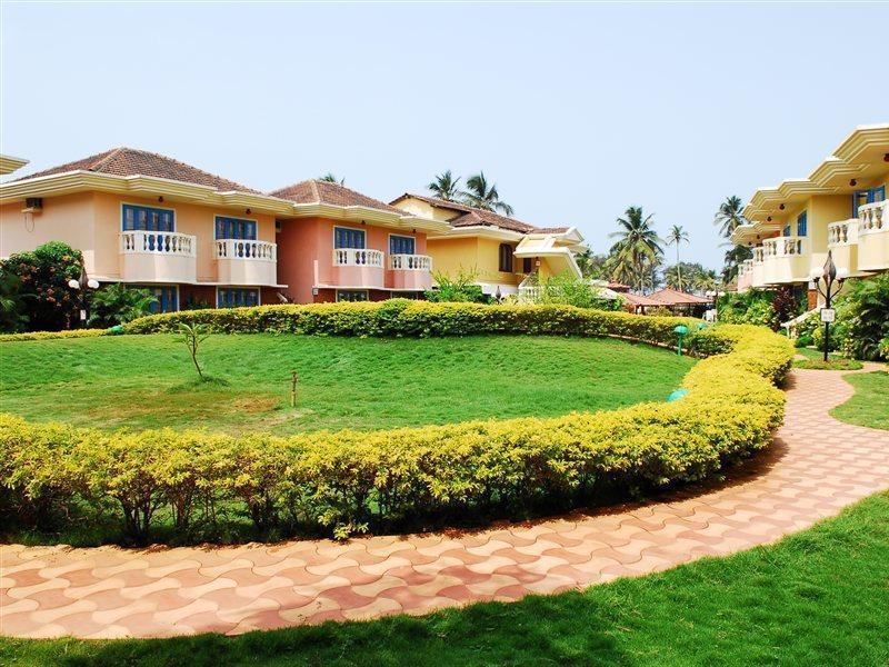 Coconut Grove Beach Resort Colva Exterior foto